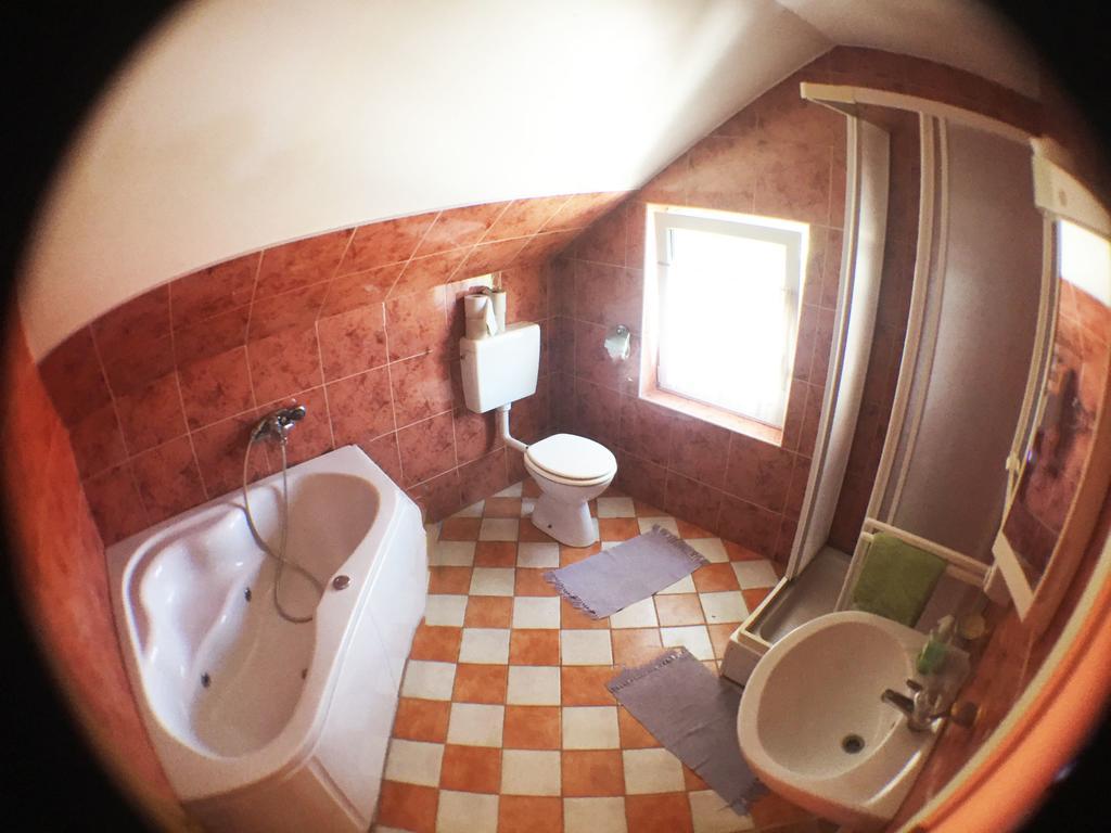 Guest House Pikapolonca ماريبور المظهر الخارجي الصورة